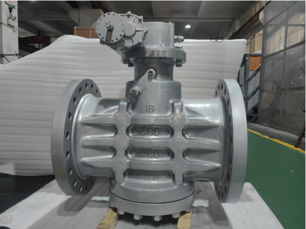 Worm gear operated flanged pressure-balanced lubricated plug valve with WCB body for Class 300 service.