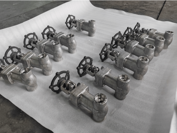Angle globe valves arranged for inspection before shipment