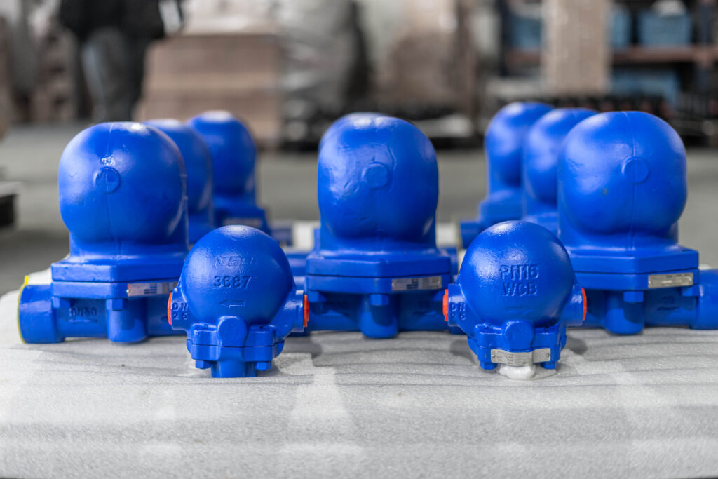industrial steam trap valves manufactured in valve factory for industrial steam systems